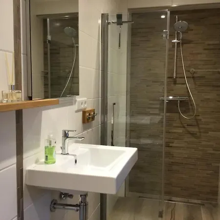 アパート De Koning